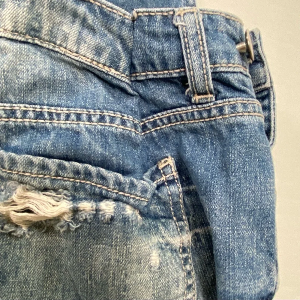 21 Denim jean overall festival shorts with open back, Medium
